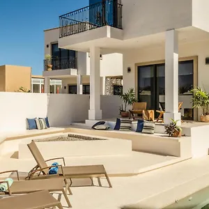 Casa Gallo, Heated Pool, Exclusive & Great Location Сasa de vacaciones